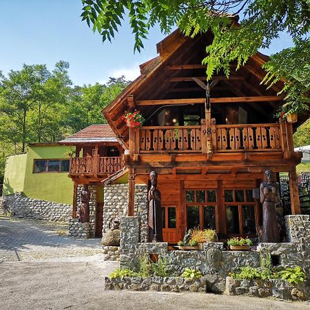 Apartments Dm Mokra Gora Exterior photo